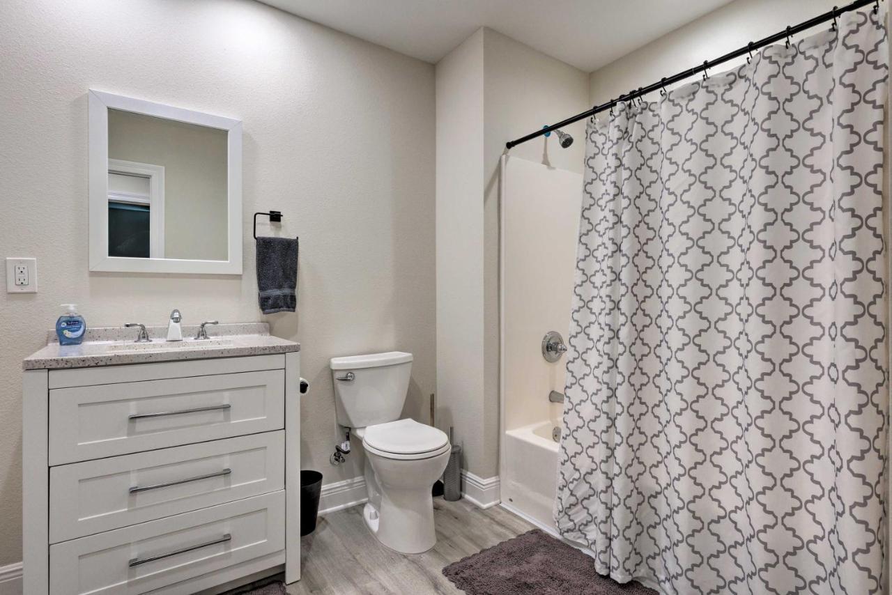 Spacious Gulfport Home With Yard 1 Mi To Beach מראה חיצוני תמונה
