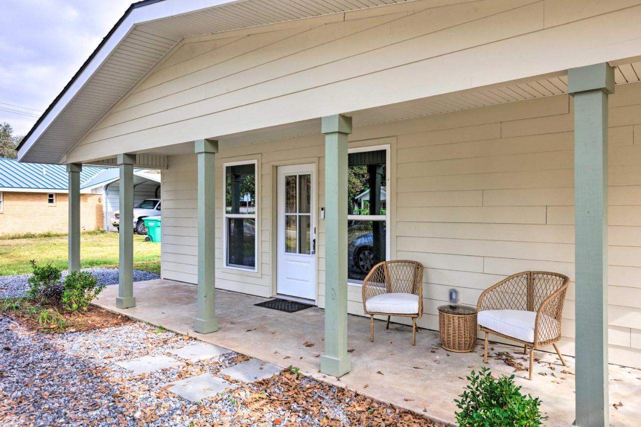Spacious Gulfport Home With Yard 1 Mi To Beach מראה חיצוני תמונה